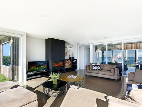 Saltwater Retreat - Holiday Sunshine Coast 3