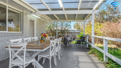 Salty Marlin - Holiday Sunshine Coast 0