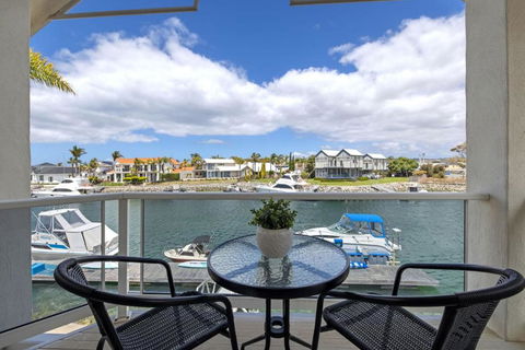 Salty Views - Sunshine Coast Tourism 3