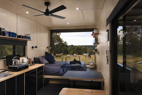Sam The Tiny Cabin In Serpentine - Sunshine Coast Tourism 2