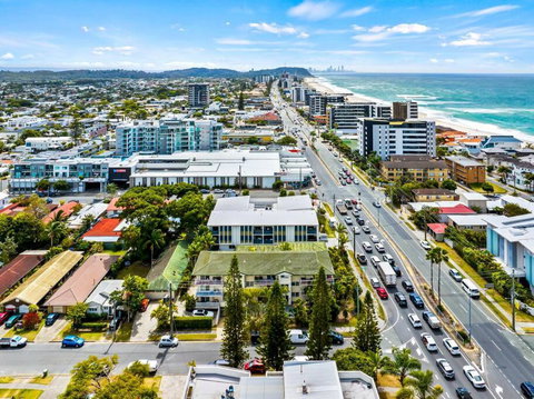 Samuel Grove - Sunshine Coast Tourism 1