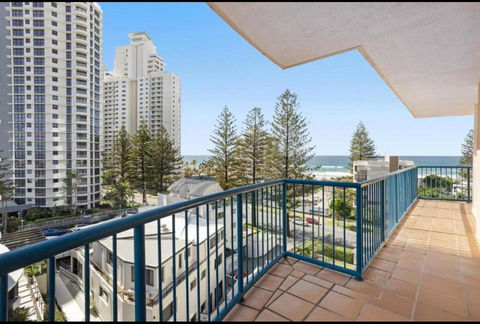 San Mateo On Broadbeach - Sunshine Coast Tourism 3