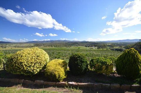 Sancerre Estate - Holiday Sunshine Coast 1