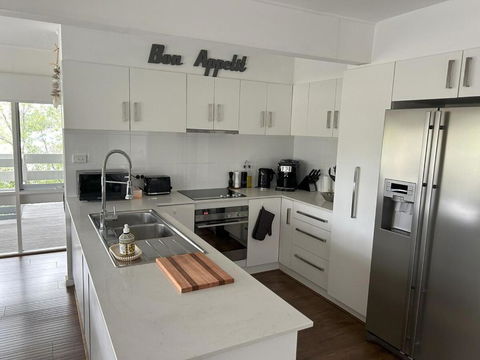 Sanctuary On Toagara With Spa And Heated Pool - Sunshine Coast Tourism 1