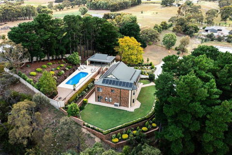 Sand Road Estate - Sunshine Coast Tourism 2