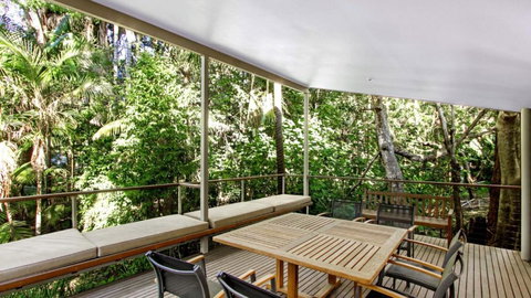 Sand & Sea - Pearl Beach With Pool - Sunshine Coast Tourism 3