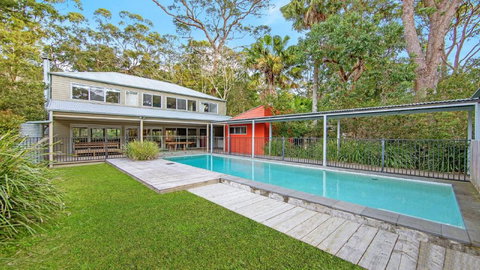 Sand & Sea - Pearl Beach With Pool - Sunshine Coast Tourism 1