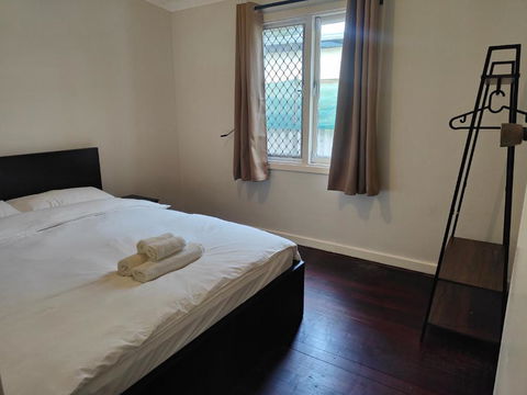 S&S Guest House - Holiday Sunshine Coast 0