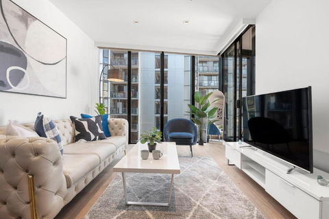 Rooftop Pool Stunning Apt At Marvel Stadium With Free Parking - Holiday Sunshine Coast 1