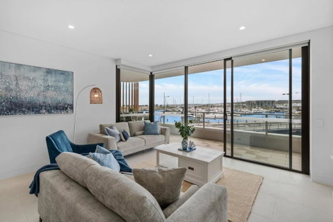 Sailview Escape - A Tranquil Marina Hideaway - Sunshine Coast Tourism 0