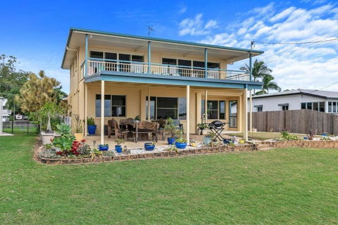 Sandbar On Moreton 3 Bedroom - Sunshine Coast Tourism 0