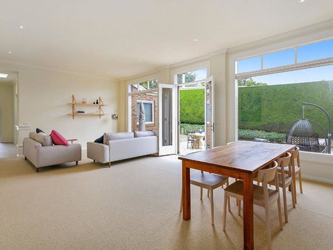 Sandborne Moments To The Sand - Holiday Sunshine Coast 2