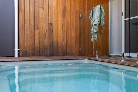 Sandhurst - Oceanstays - Sunshine Coast Tourism 2