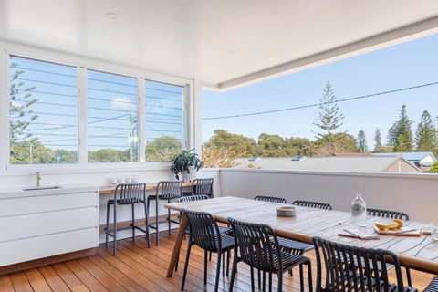 Sandhurst - Oceanstays - Sunshine Coast Tourism 3