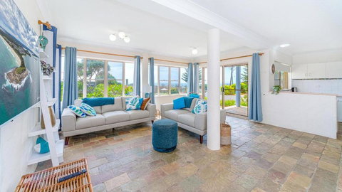 Sandilands 2 - Holiday Sunshine Coast 3