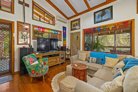 Sandalwood - Sunshine Coast Tourism 2