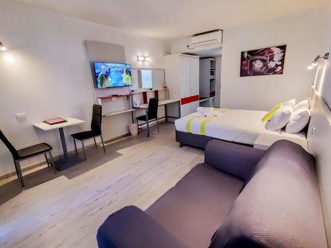 Sandors Motor Inn - Sunshine Coast Tourism 1
