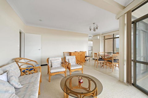 Sandpiper 9 25 Waugh Street - Sunshine Coast Tourism 1