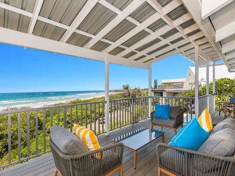 Sandpiper Beachfront House - Hastings Point - Holiday Sunshine Coast 0