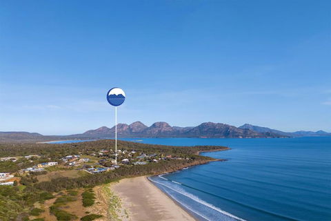 Sandpipers Beach - Sunshine Coast Tourism 1
