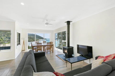 Sands End - Holiday Sunshine Coast 3