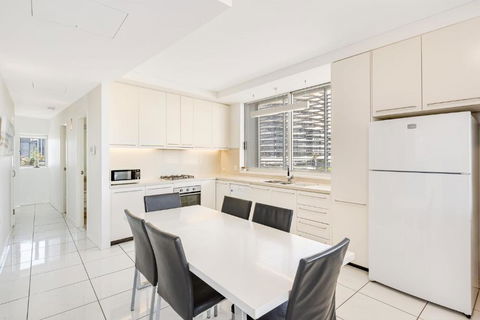 Sands On Greenmount Unit 4 - Holiday Sunshine Coast 3