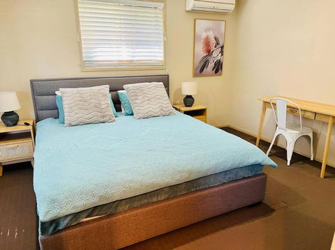 Sandstone Point Holiday Home - Holiday Sunshine Coast 3