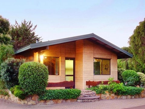 Sandy Bay Holiday Park - Sunshine Coast Tourism 3