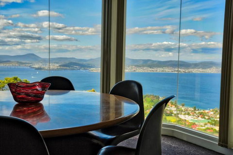 Sandy Bay Townhouse - Holiday Sunshine Coast 0