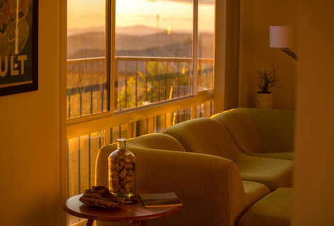 Sandy Bay Townhouse - Holiday Sunshine Coast 2