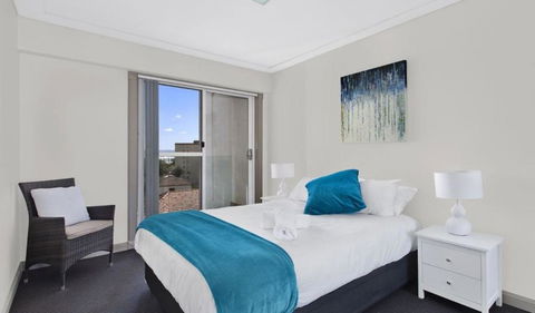 Sandy Cove Apartment The Entrance 45 - Holiday Sunshine Coast 3