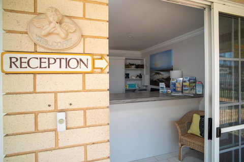 Santa Fe Motel And Holiday Units - Holiday Sunshine Coast 3