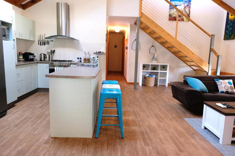 Sea Esta - Town & Beach On Your Doorstep - Holiday Sunshine Coast 3