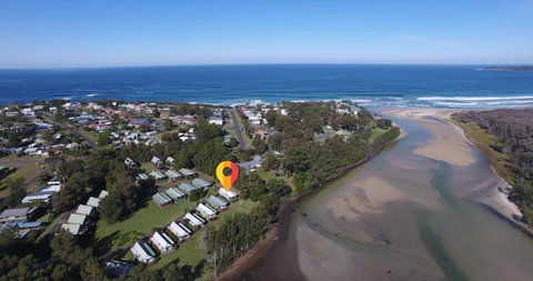 Sea Shell Chalet At Berrara Chalets - Holiday Sunshine Coast 1