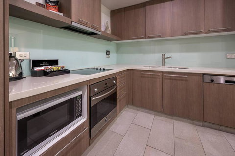 Sea Temple Resort 3 Bedroom Apartment - Holiday Sunshine Coast 2