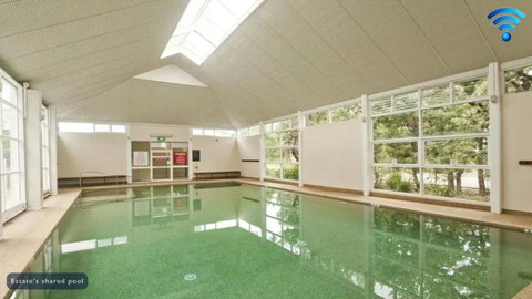 Sea Whispers - Holiday Sunshine Coast 0