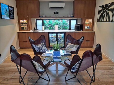 Seadreams Mission Beach - Holiday Sunshine Coast 3