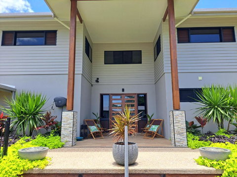 Seadreams Mission Beach - Holiday Sunshine Coast 2