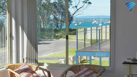 Sealark - Holiday Sunshine Coast 0