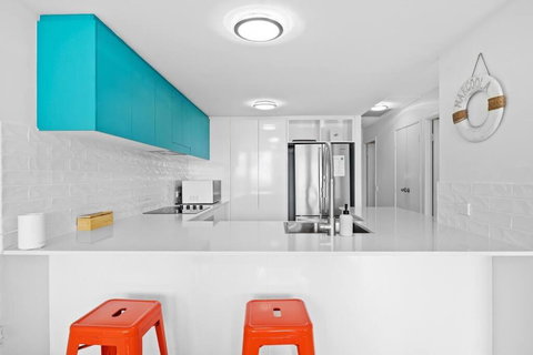 SeaScape Marcoola 2 Bedroom Beachside Apartment - Holiday Sunshine Coast 3