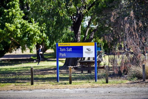 Seaside Rosebud Home With Garden Alfresco - Holiday Sunshine Coast 3