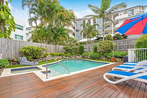 Seaside Serenity At Alex Heads - Holiday Sunshine Coast 1