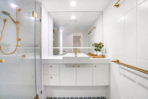 Seaside Serenity At Alex Heads - Holiday Sunshine Coast 3