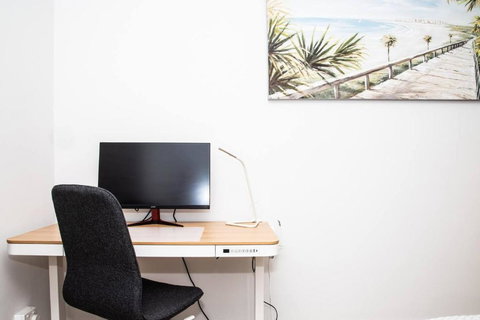 Seaside Smart Home - Coastal Chic At Henley Beach - Holiday Sunshine Coast 2