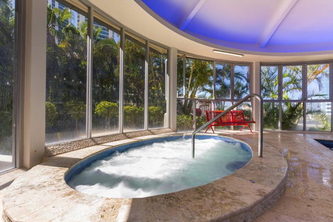 Serain Residences On Ferny Avenue - Holiday Sunshine Coast 2