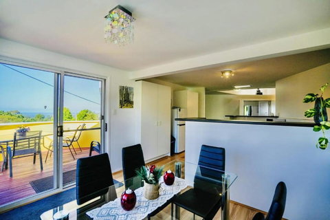 Serene Mountain Cabin Retreat Tamborine Mountain - Holiday Sunshine Coast 2