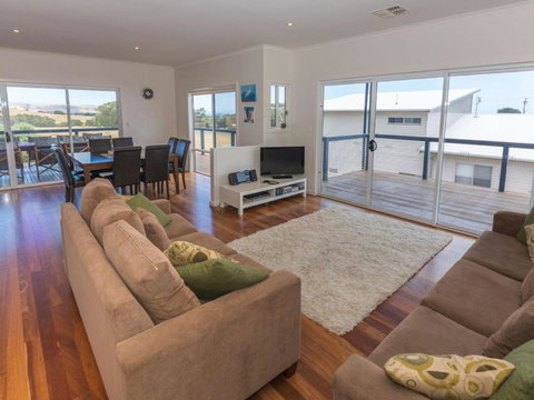 Shearers Rest 5 Davey Road - Holiday Sunshine Coast 2