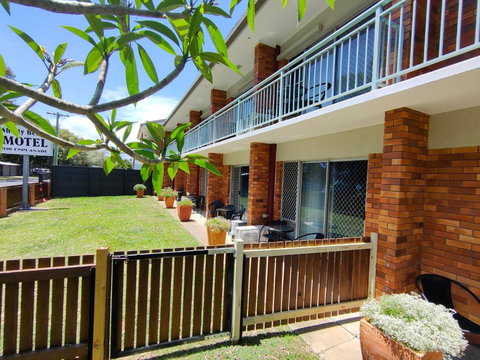 Shelly Beach Motel - Holiday Sunshine Coast 0