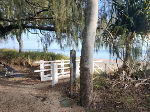 Shelly Beach Motel - Holiday Sunshine Coast 3