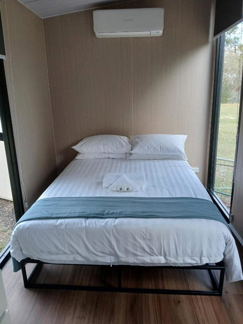 Shiraz Tiny House By Tiny Away - Holiday Sunshine Coast 3